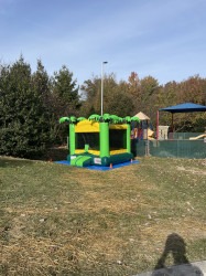 A14FD46F 5FFE 481B 8469 29AA98F0E517 1731991841 Tropical Oasis Bounce House/Toddler unit (small space)